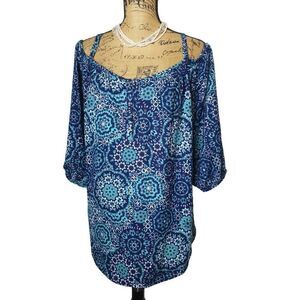 Torrid Cold Shoulder Top Medallion Print Chic Tunic Size 2X NWOT